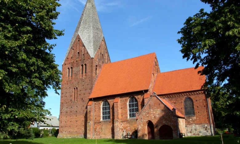 Beidendorf, Dorfkirche